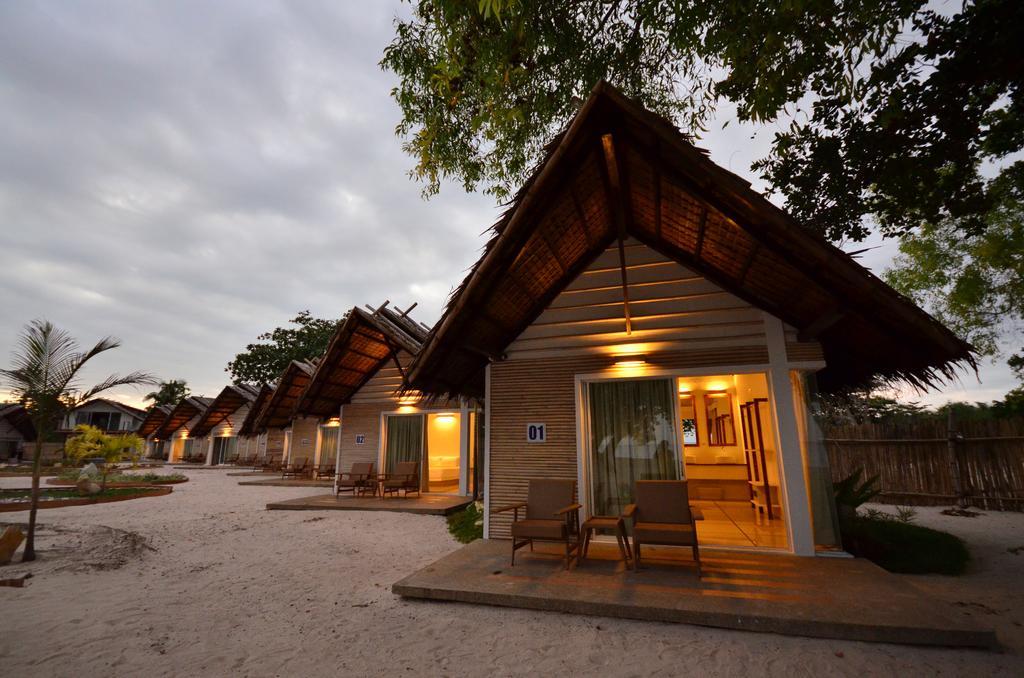 Blue Palawan Beach Club Puerto Princesa Exterior photo
