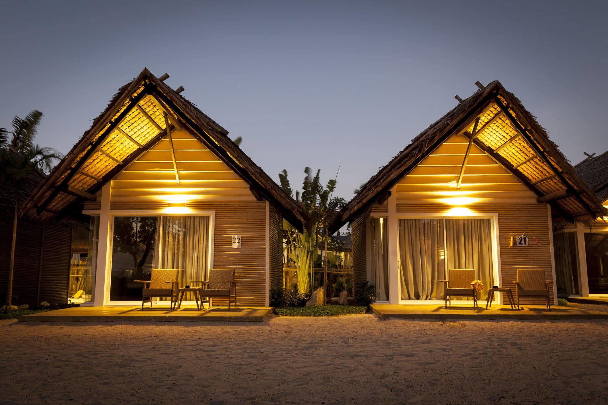 Blue Palawan Beach Club Puerto Princesa Exterior photo